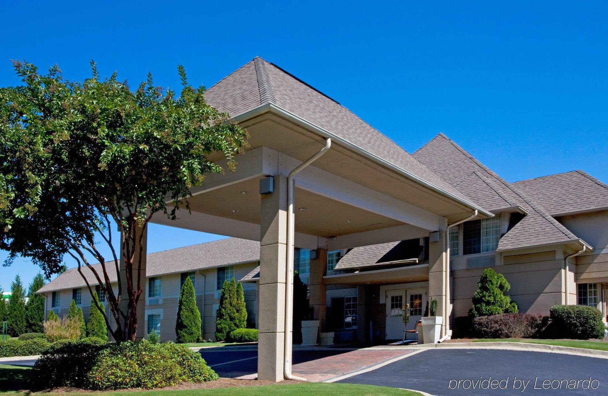 Baymont Inn & Suites Braselton Exteriör bild